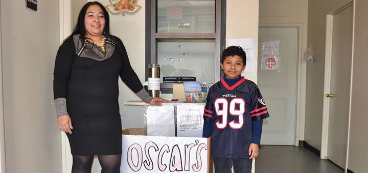 Oscar Payton with his mom, Samantha Payton