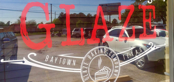 Glaze Baking Company sign