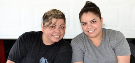 Yesenia Rodriguez with her mother, Veronica Sanmiguel