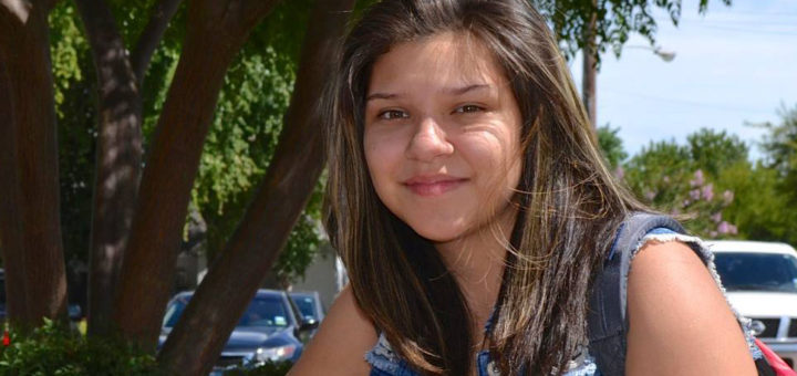 Student sits outside at Lee College